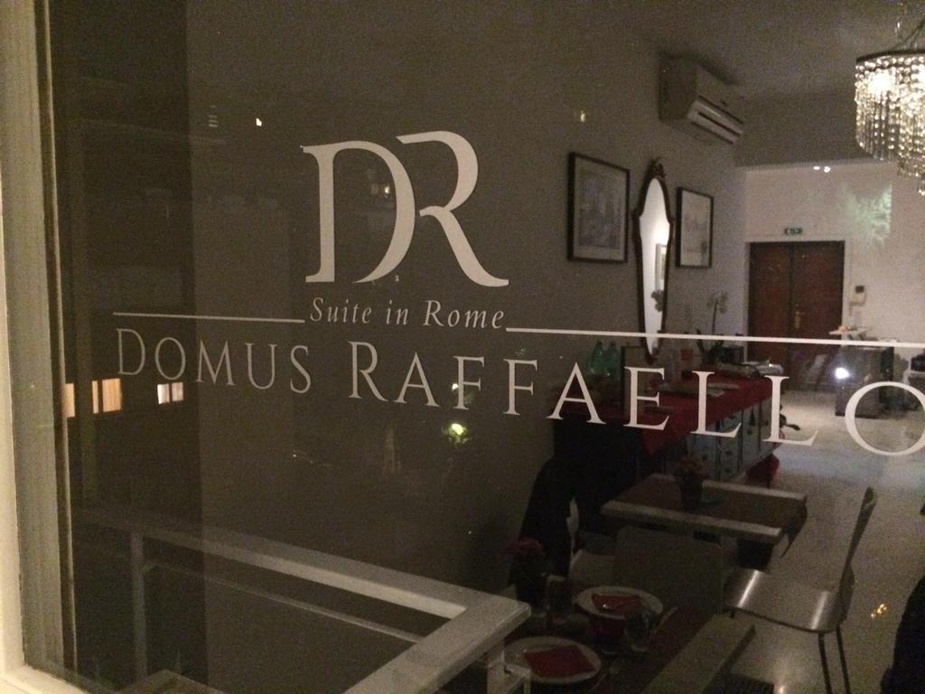 Domus Raffaello Bed & Breakfast โรม ภายนอก รูปภาพ